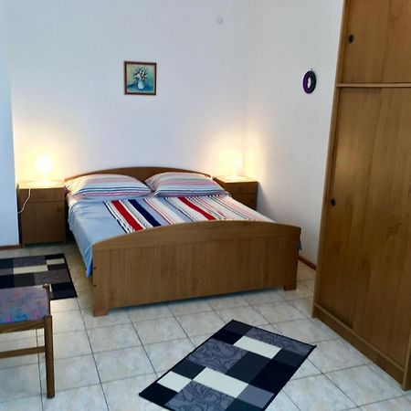 Apartment Ivo Vinišće エクステリア 写真